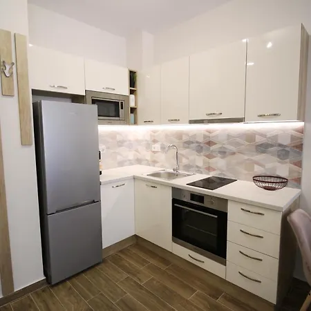 Апартамент Doris D09 And D10