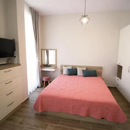 Doris D09 And D10 Apartment