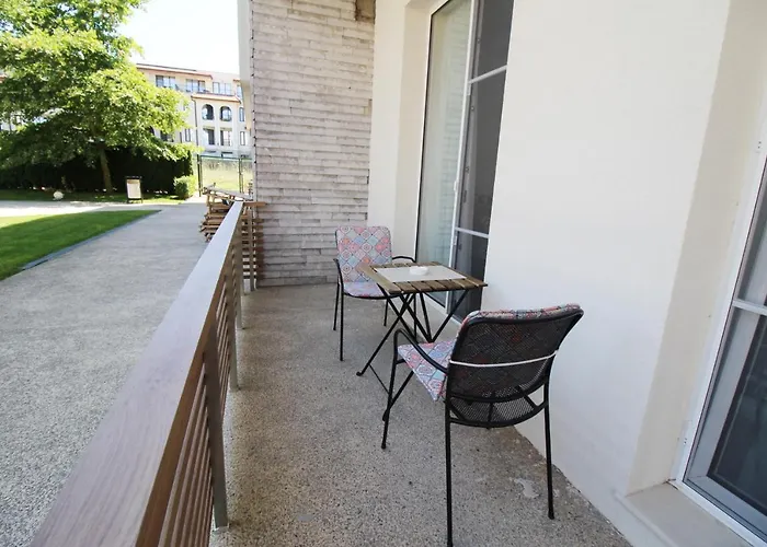 Doris D09 And D10 Apartman Burgasz